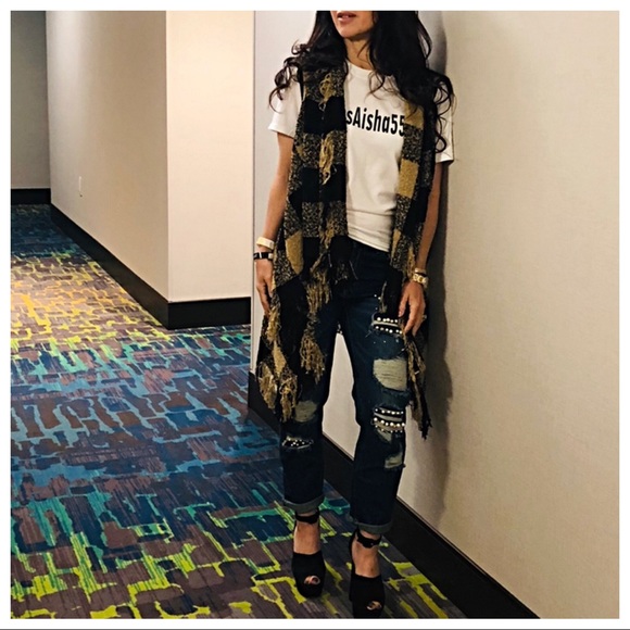 ✨LAST ONE✨Gorgeous fringe trim plaid vest - Picture 4 of 5